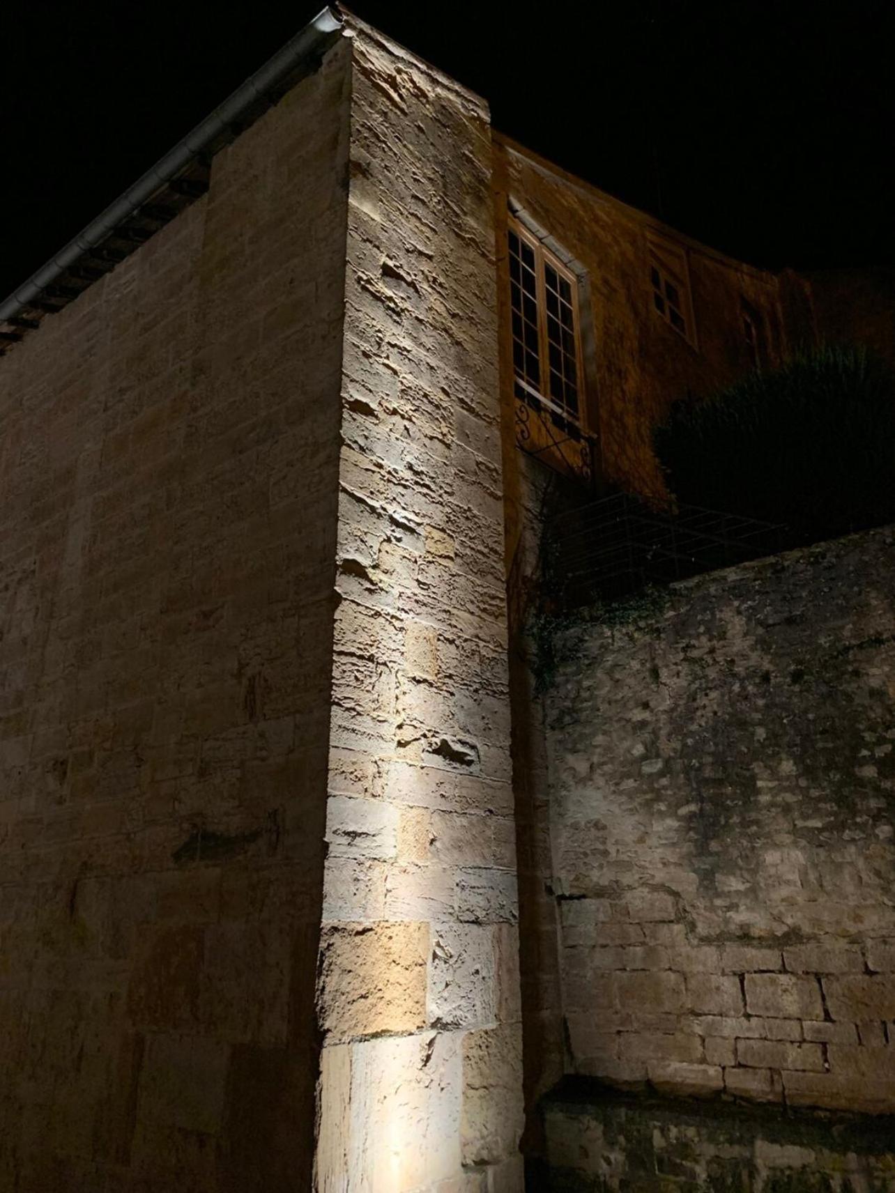 הוילה Barabans Tower Cluny Abbay מראה חיצוני תמונה